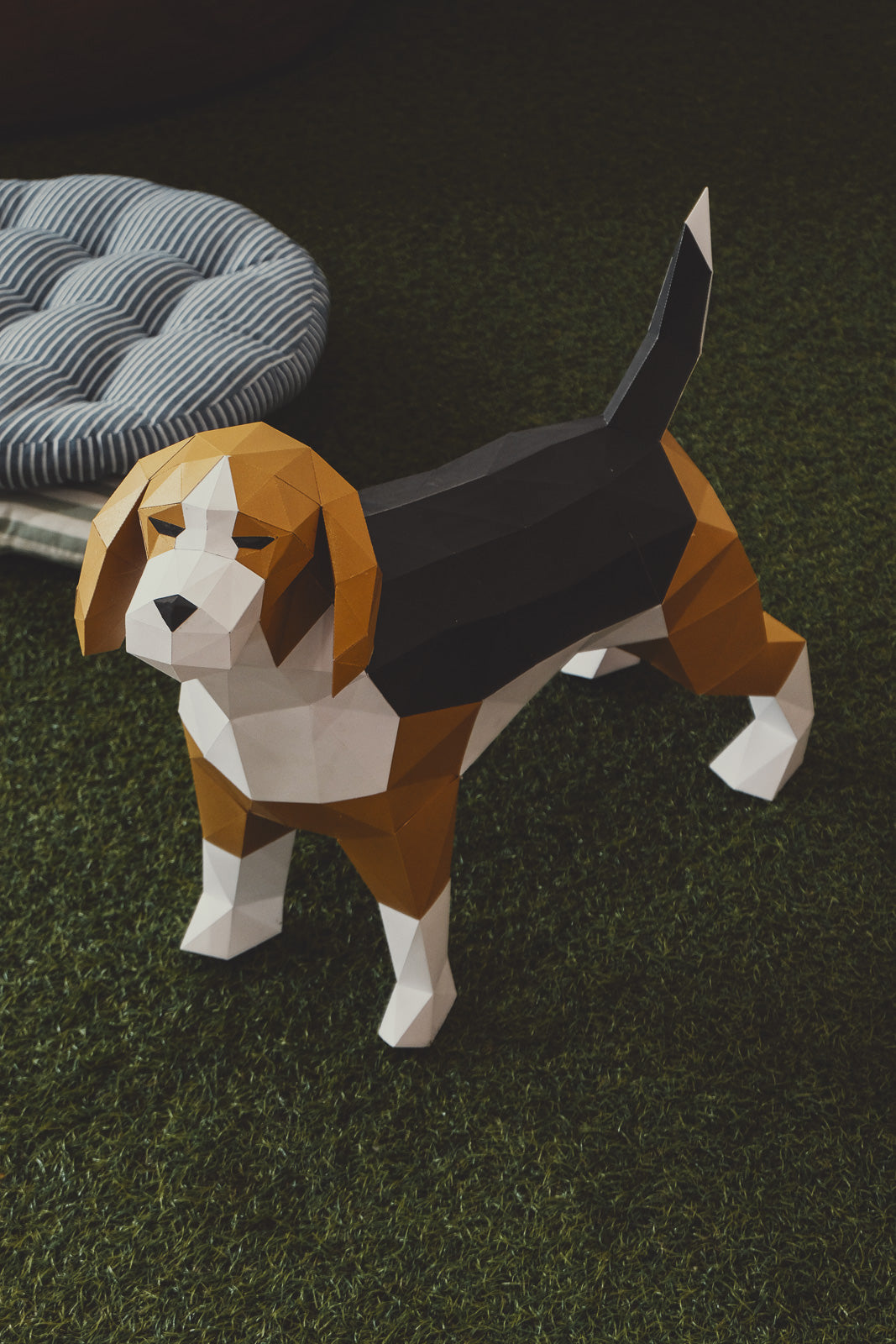 Beagle Dog Papercraft