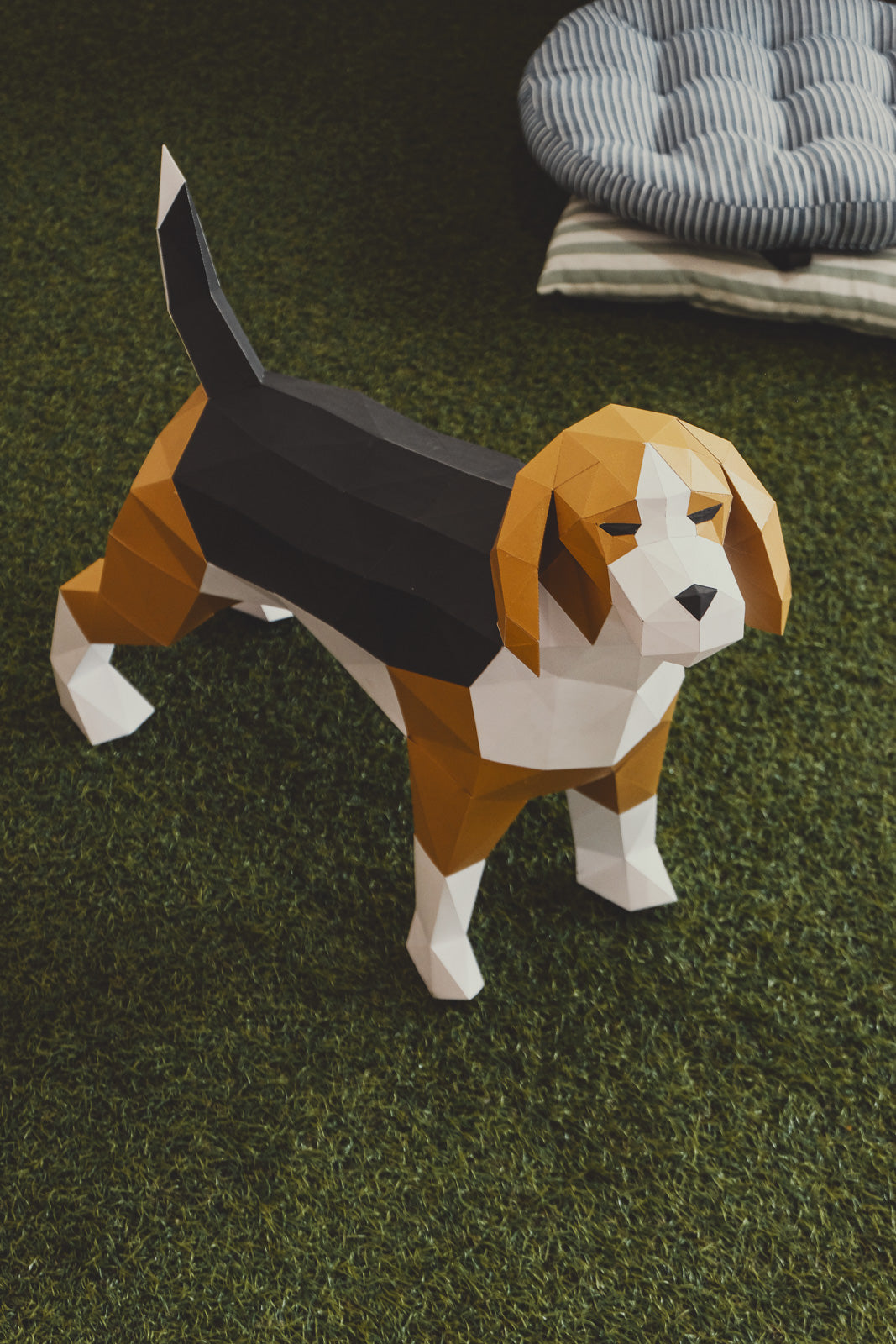 Beagle Dog Papercraft